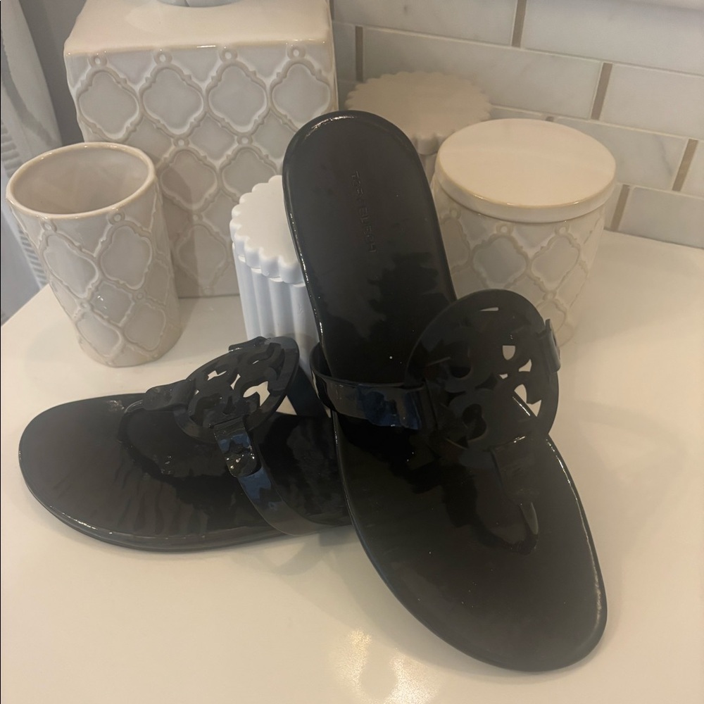 Black Tory Burch sandals size 11